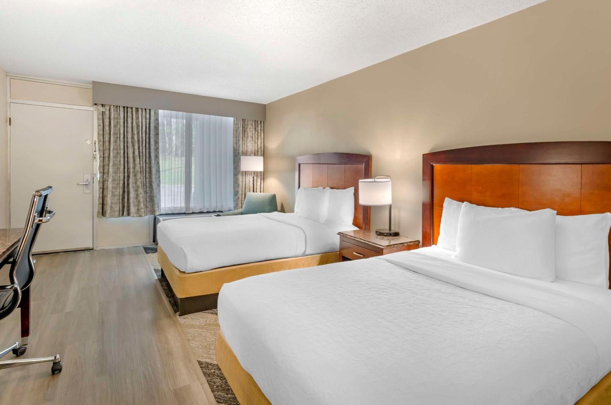 Western Inn 3*